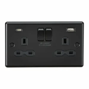 13A 2G SP Switched Socket with Dual USB A+C (5V DC 4.0A shared) - Matt Black