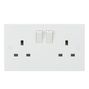 13A 2G SP Switched Socket with Twin Earths - ASTA Approved