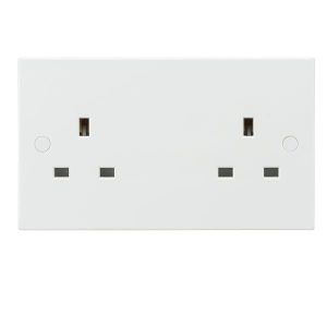 SN9000U 13A 2G Unswitched Socket