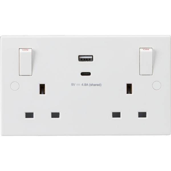 SN9002 13A 2G SP Switched Socket with Dual USB A+C (5V DC 4.8A shared) with Outboard