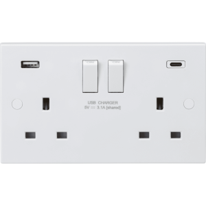 CU9931D 13A 2G DP Switched Socket with Dual USB A+C [5V DC 3.1A shared] Max. 15.5W