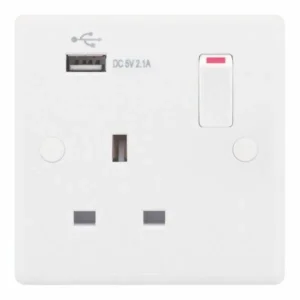SSL579 Smooth White 1 Gang 13A 1 Pole 1x USB-A 2.1A Switched Socket