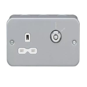 M9LOCKN 13A DP Lockable Socket With Neon