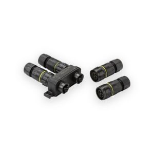 24A 1 Inlet to 3 Outlets Plug and Socket Type Weatherproof Hub