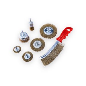 Amtech seven-piece wire brush set with six drill-mounted brushes and a red-handled wire brush