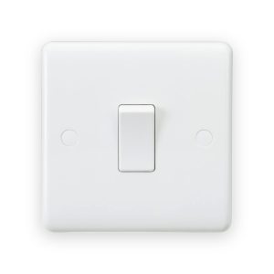 Knightsbridge 10AX 1G DP Switch