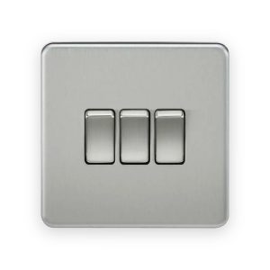 Knightsbridge 10AX 3G 2-Way Switch - Brushed Chrome