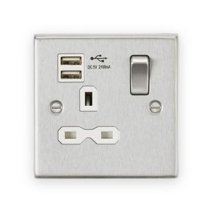 Knightsbridge 13A 1G SP Switched Socket With Dual USB A+A (5V DC 2.1A Shared) - Brushed Chrome With White Insert