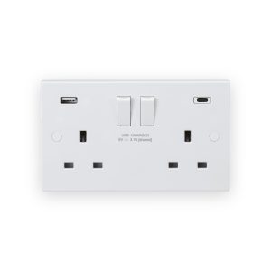 Knightsbridge 13A 2G DP Switched Socket with Dual USB A+C [5V DC 3.1A shared] Max. 15.5W