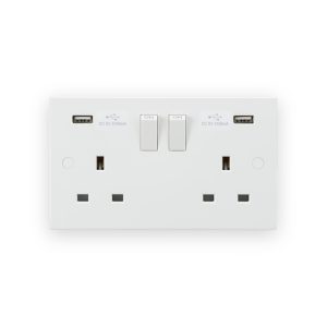 Knightsbridge 13A 2G SP Switched Socket with Dual USB A+A (5V DC 3.1A shared)