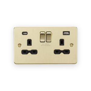 Knightsbridge 13A 2G SP Switched Socket with Dual USB A+C (5V DC 4.0A shared) - Brushed Brass with Black Insert