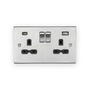 Knightsbridge 13A 2G SP Switched Socket with Dual USB A+C (5V DC 4.0A shared) - Brushed Chrome with Black Insert