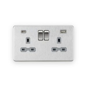 Knightsbridge 13A 2G SP Switched Socket with Dual USB A+C (5V DC 4.0A shared) - Brushed Chrome with Grey Insert
