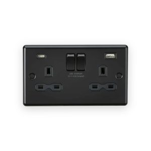 Knightsbridge 13A 2G SP Switched Socket with Dual USB A+C (5V DC 4.0A shared) - Matt Black with Black Insert