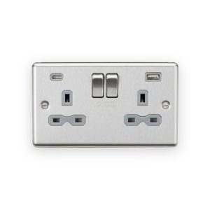 Knightsbridge 13A 2G SP Switched Socket with Dual USB C+A 5V DC 4.0A [shared] -13A 2G SP Switched Socket