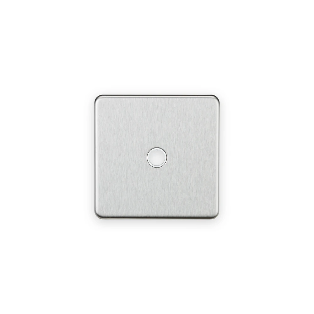Knightsbridge 20A Flex Outlet Plate - Brushed Chrome Knightsbridge 20A Flex Outlet Plate - Brushed Chrome