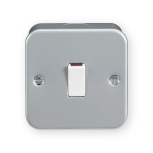 Knightsbridge M8341 Metal Clad 20A 1G DP Switch - Powder-coated Silver/Grey