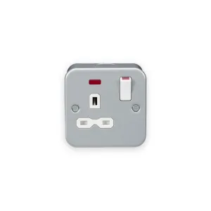 Metal Clad 13A 1G DP Switched Socket With Neon