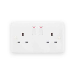 Selectric Smooth White 2 Gang 13A 2 Pole Switched Socket